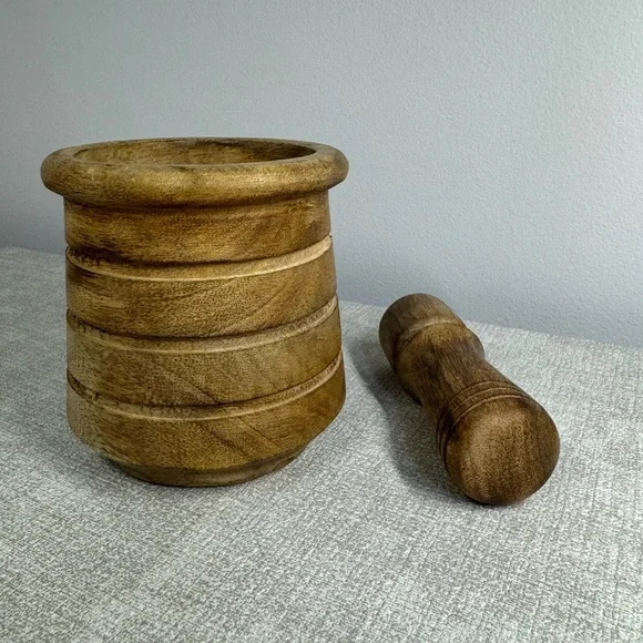 New Wooden Mortar and Pestel Set Crush Herbs/Spices/Garlic/Nuts/Sensory Play - Picture 3 of 8